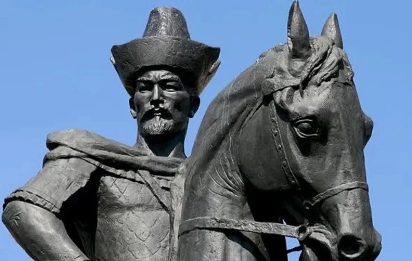 The Kenesary Khan Monument Was Returned to Its Place in Astana