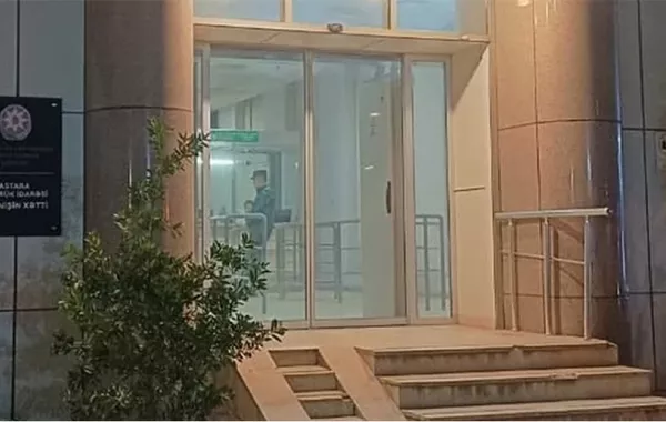 Azerbaijan Evacuates Two Diplomats from Iran