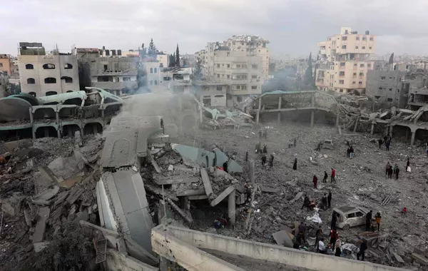 Why Azerbaijan Stays Out of Gaza