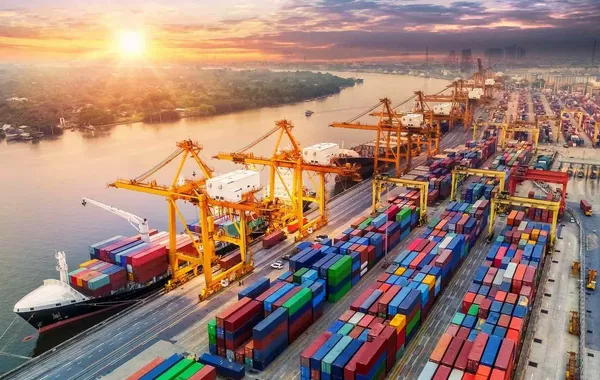 Azerbaijan's Non-Oil Exports to Russia Drop 5%