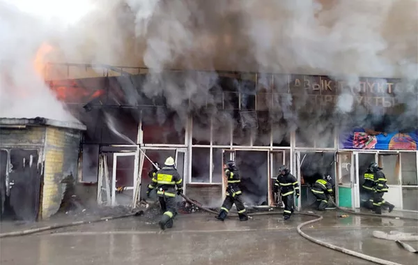 Firefighters Battle Blaze at Kyrgyz Market