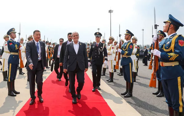 Iranian President Concludes Official Visit to China