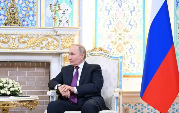 Putin: Russia Will Legally Assess Actions of Officials Regarding AZAL Aircraft Crash