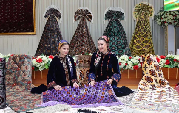 Arts and Crafts Exhibition Showcases Talented Women in Turkmenistan