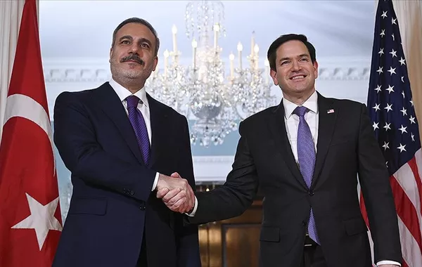 Top Turkish, US Diplomats Discuss Gaza Ceasefire