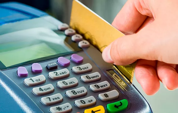 Uzbekistan to Expand Cashless Payments Starting April 1