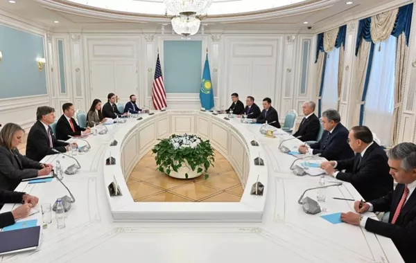 Kazakh President Meets With US Officials to Boost Bilateral Ties Before C5+1 Summit