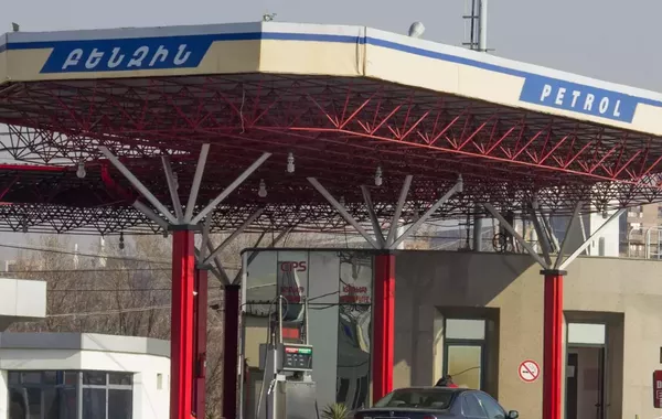 Minister: Azerbaijani Gasoline Helps Keep Armenia’s Fuel Prices in Check