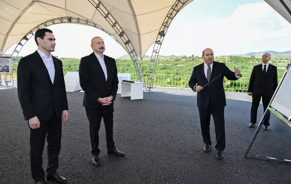 From Ruins to Renewal: Azerbaijani, Turkmen Leaders Tour Fuzuli