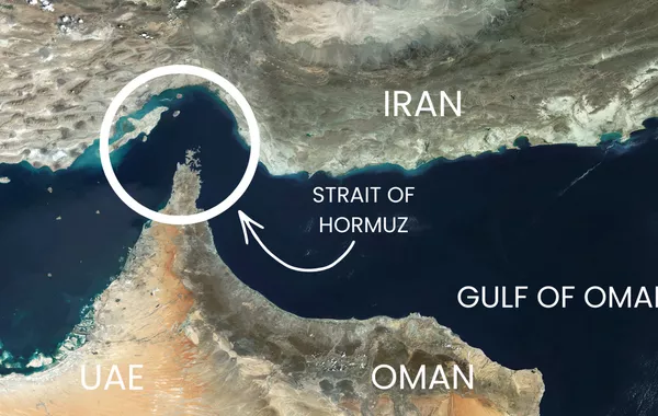 Trump: US Considering Taking Control of Strait of Hormuz