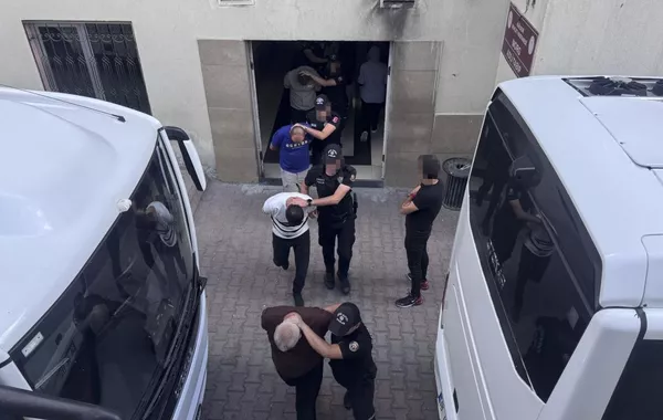 Türkiye Launches Major Crackdown on 12 “New-Generation” Gangs