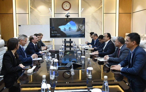 Uzbekneftegaz, Japan’s MUFG Bank Explore Cooperation Opportunities