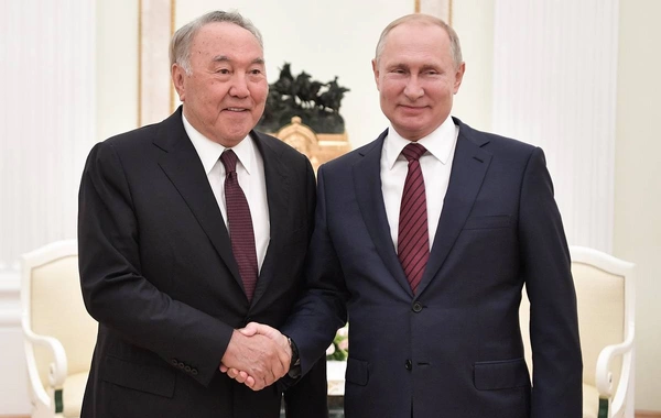 Russia’s Putin Meets with Former Kazakh President Nazarbayev