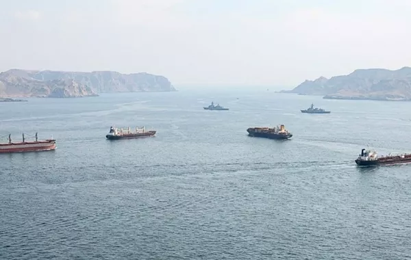 Hormuz Crisis Leaves Thousands of Seafarers Stranded