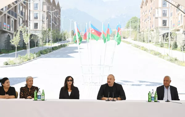 President Ilham Aliyev Meets with Kalbajar Residents, Presents Apartment Keys