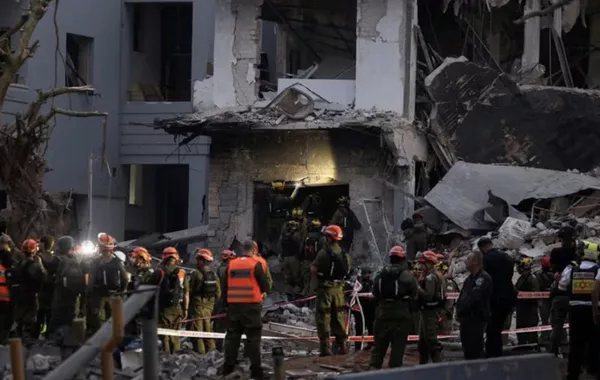 Amnesty: Iran's Use of Cluster Munitions in Israel Violates Humanitarian Law