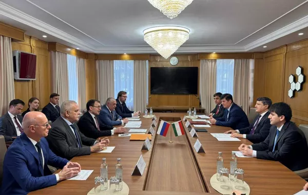 Tajikistan, Russia Forge Stronger Ties in Nuclear Energy and Uranium Site Cleanup