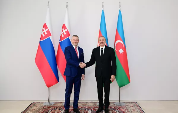 Azerbaijan Welcomes Slovak President in Shusha with Official Ceremony