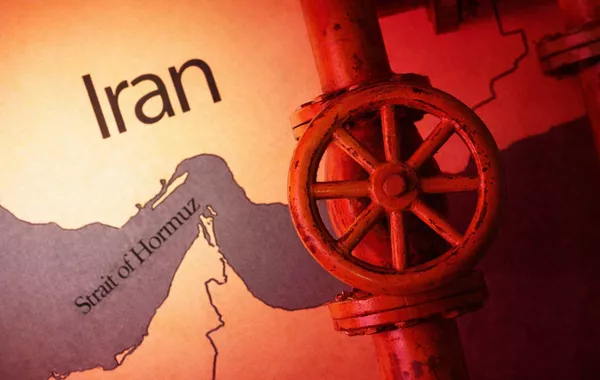 Iran War and Hormuz Crisis 2026: Impact on Oil, Latin America, and Global Consequences