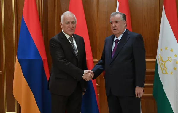 Armenian, Tajik Presidents Hold Talks in Kazakhstan