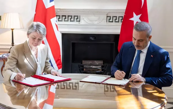 Türkiye and UK Ink Deal to Strengthen Security and Trade Ties