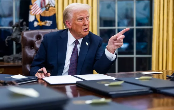 Why has the US Halted its Bombing of Iran?