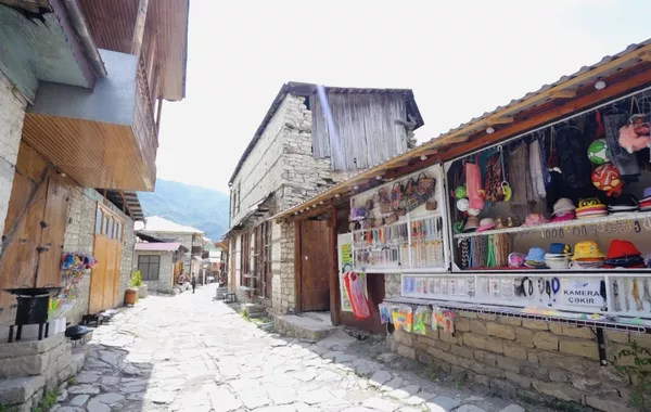 Lahij: A Village Renowned for Its History, Nature, and Art