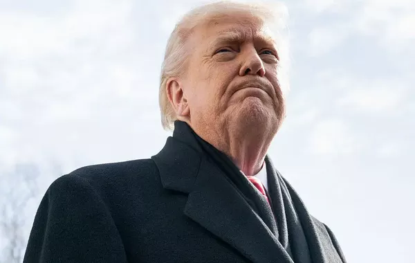 Trump Announces Plans to Hold Talks with Iran