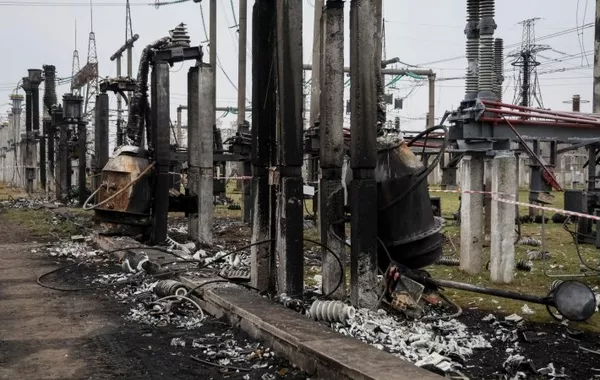 Deadly Russian Strikes Leave 17 Dead and Wounded Across Ukraine in 24 Hours