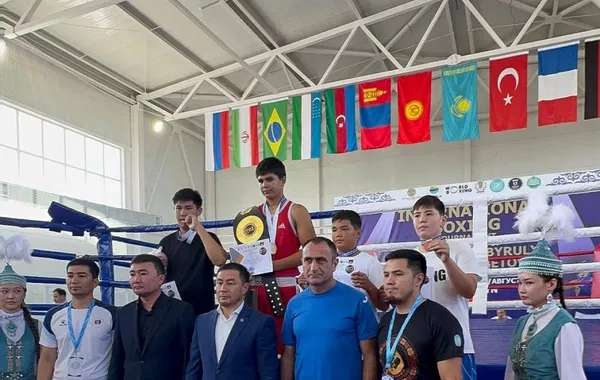 Azerbaijani Boxers Claim Two Gold Medals in Kazakhstan