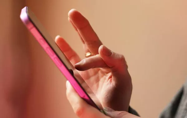 Russia May Mandate Domestic AI on Devices