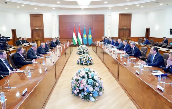 Kazakhstan, Hungary Push Forward Joint Freight Terminal to Boost EU Exports