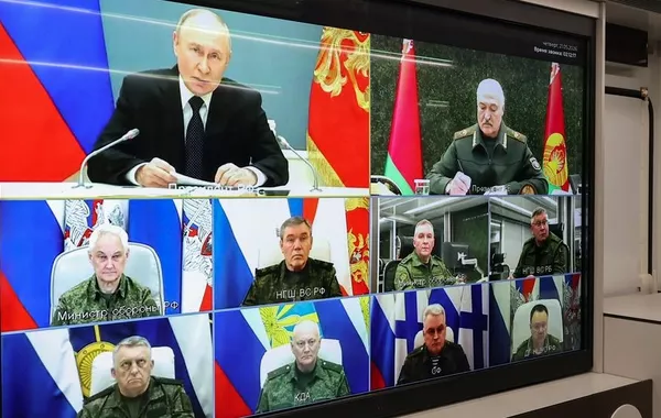 Putin, Lukashenko Oversee Russia-Belarus Nuclear Drills