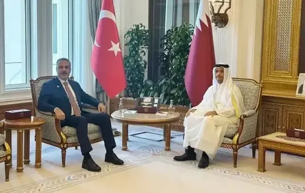 Turkish and Qatari Foreign Ministers Meet in Doha During Erdogan's Gulf Tour