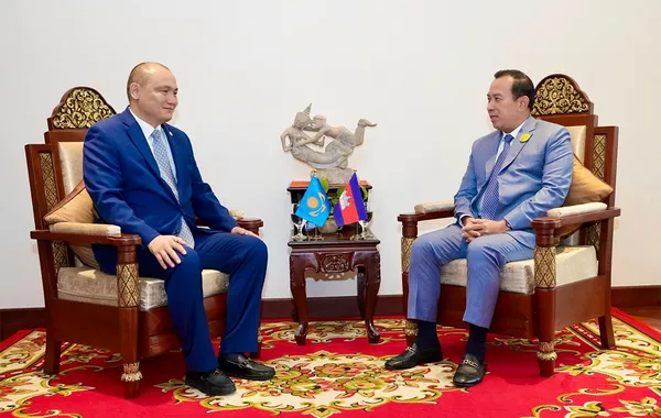 Cambodia and Kazakhstan Explore Ways to Boost Tourism Ties