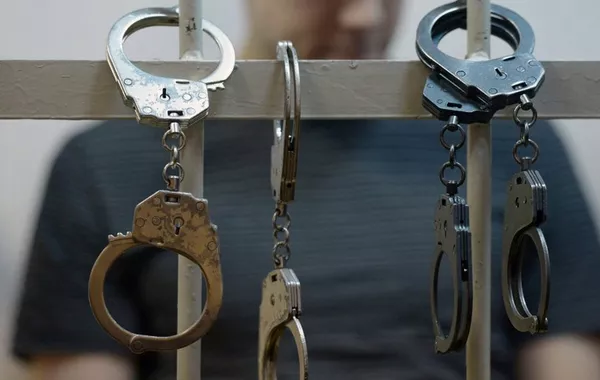 Azerbaijan Brings Back 5 Wanted Suspects from Russia