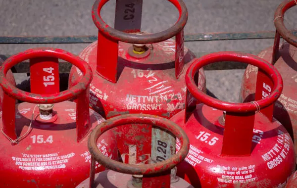 Gas Cylinders Banned in Tashkent Catering Facilities