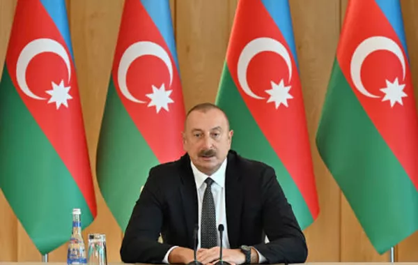 Azerbaijani Leader Arrives in Turkmenistan for Working Visit