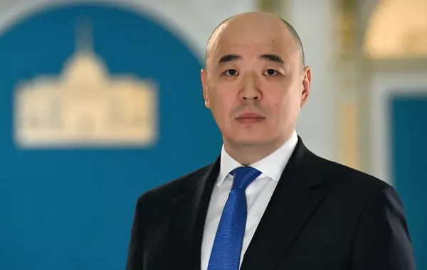 Kazakh Leader Signs Decree Removing Kanat Sharlapaev from Key Economic Role
