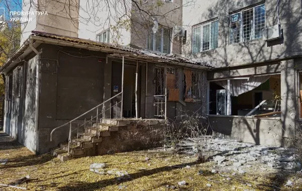 Russian Shelling Hits Children’s Hospital in Ukraine's Kherson, Injures Nine