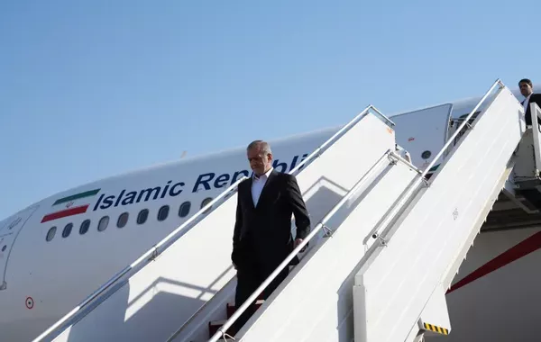 Iran’s President Arrives in Armenia on Official Visit