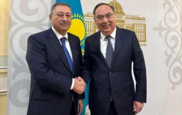 Azerbaijan, Kazakhstan Explore Prospects for Enhancing Transport, Trade Cooperation
