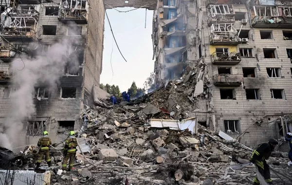 Russian Overnight Attacks Kill At Least 2, Injure 15 in Ukraine