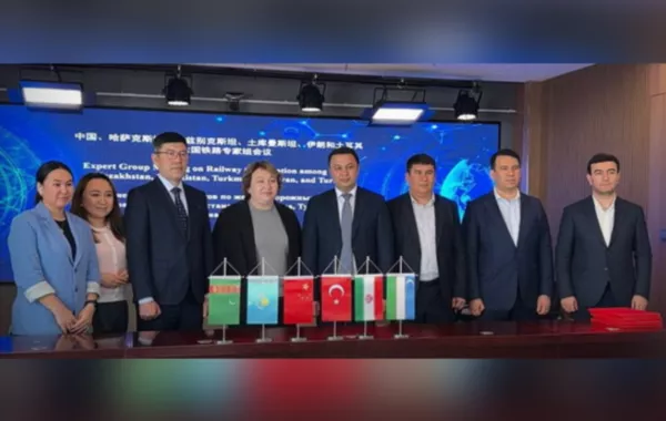 China, Central Asia, and Middle East Officials Forge New Container Route to Europe