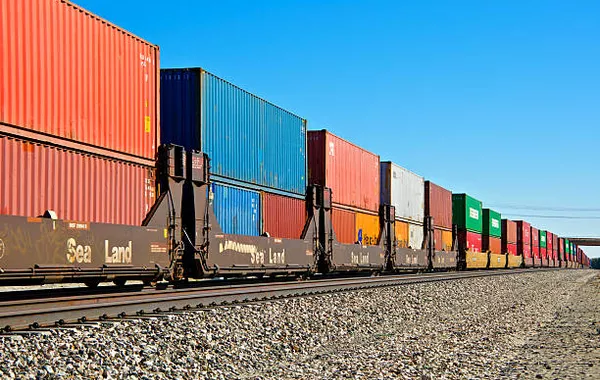 Uzbekistan, Kazakhstan Agree to Boost Freight Train Exchange