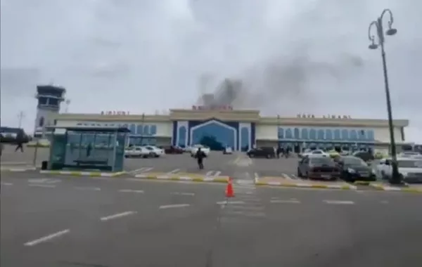 Missile Strike Hits Azerbaijan’s Nakhchivan Airport – VIDEO