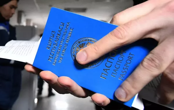 Kyrgyzstan Halts Citizenship for Russians, Expert Warns of Total Freeze