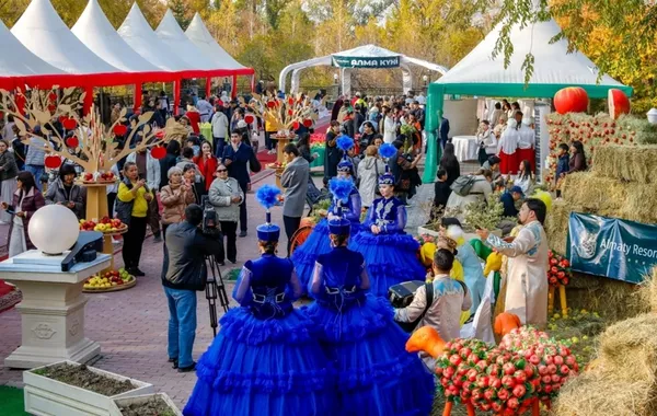Kazakhstan Celebrates Its Apple Heritage in a Big Way