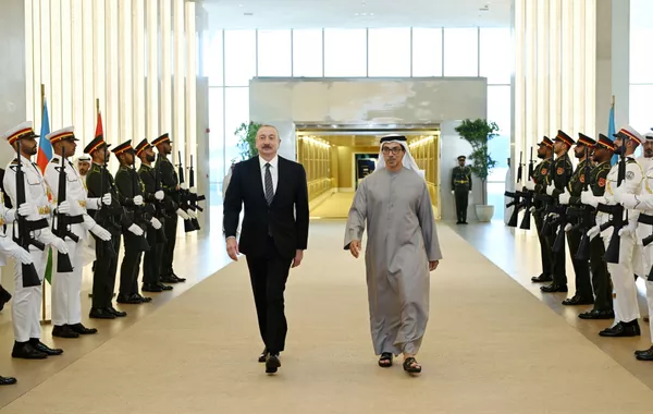 President Ilham Aliyev Arrives in UAE for Working Visit