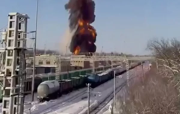 Gasoline Train Derails in Russia, Causing Fire
